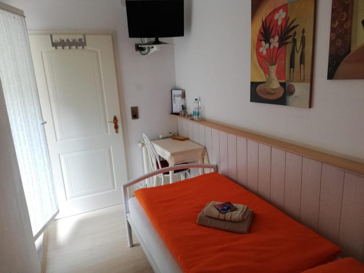 Pension Am Rosental Merseburgo Exterior foto